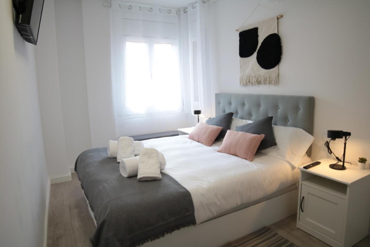Modern Apartament Al Costat Del Parc De La Devesa Girona Dış mekan fotoğraf