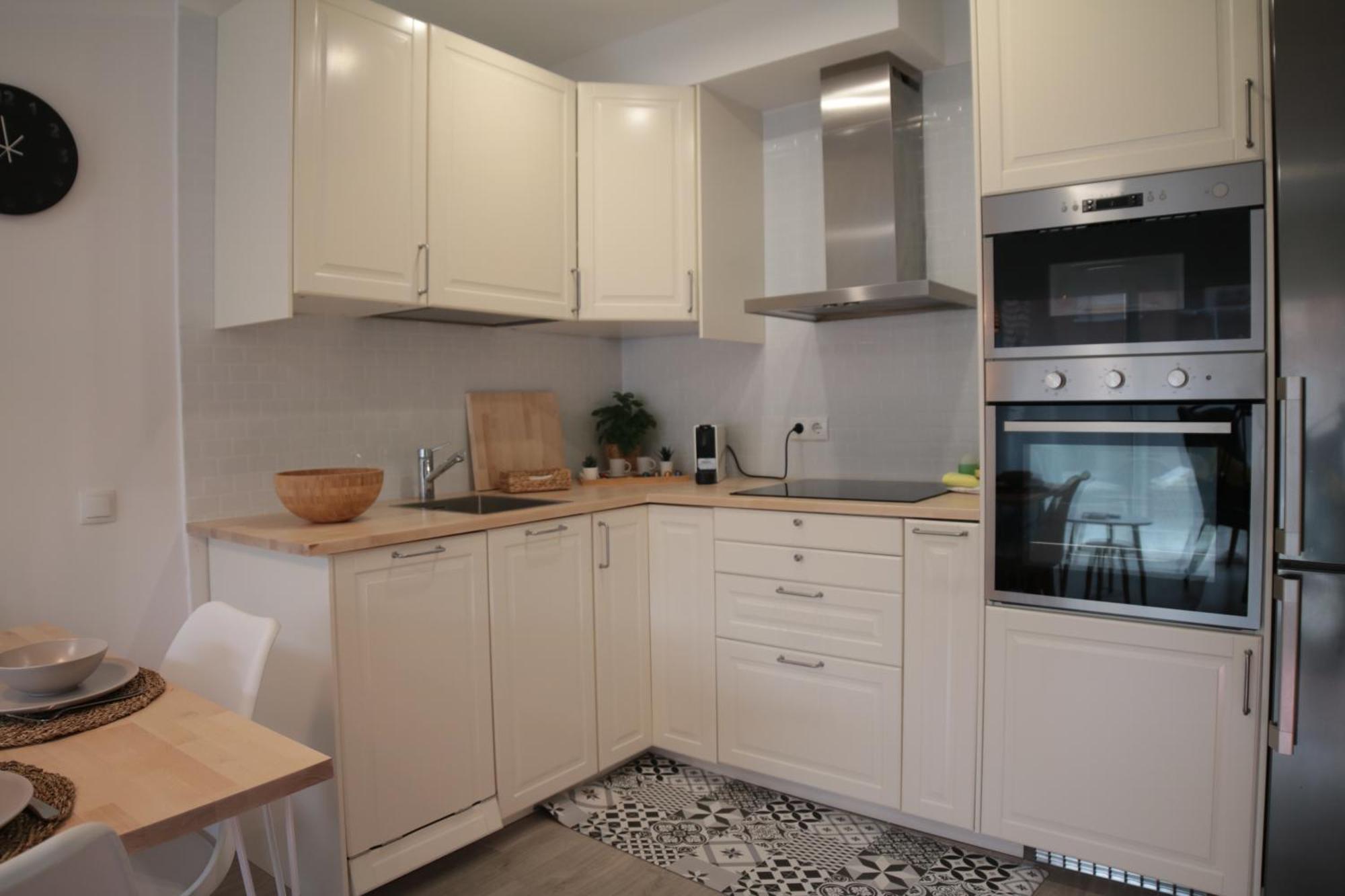 Modern Apartament Al Costat Del Parc De La Devesa Girona Dış mekan fotoğraf